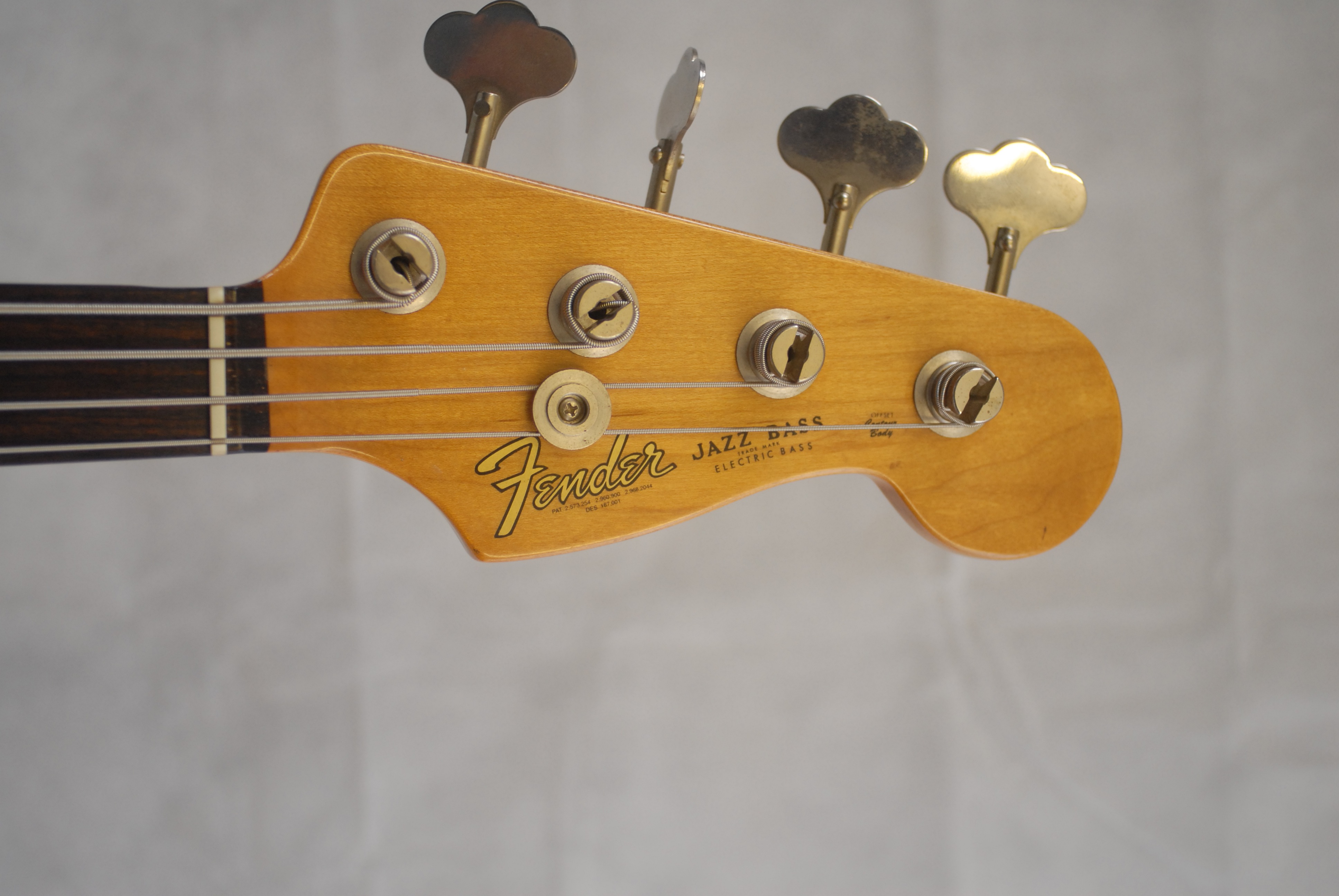 2002 Fender Jazz Bass 1962 Reissue Mexico Vintage Sunburst with 