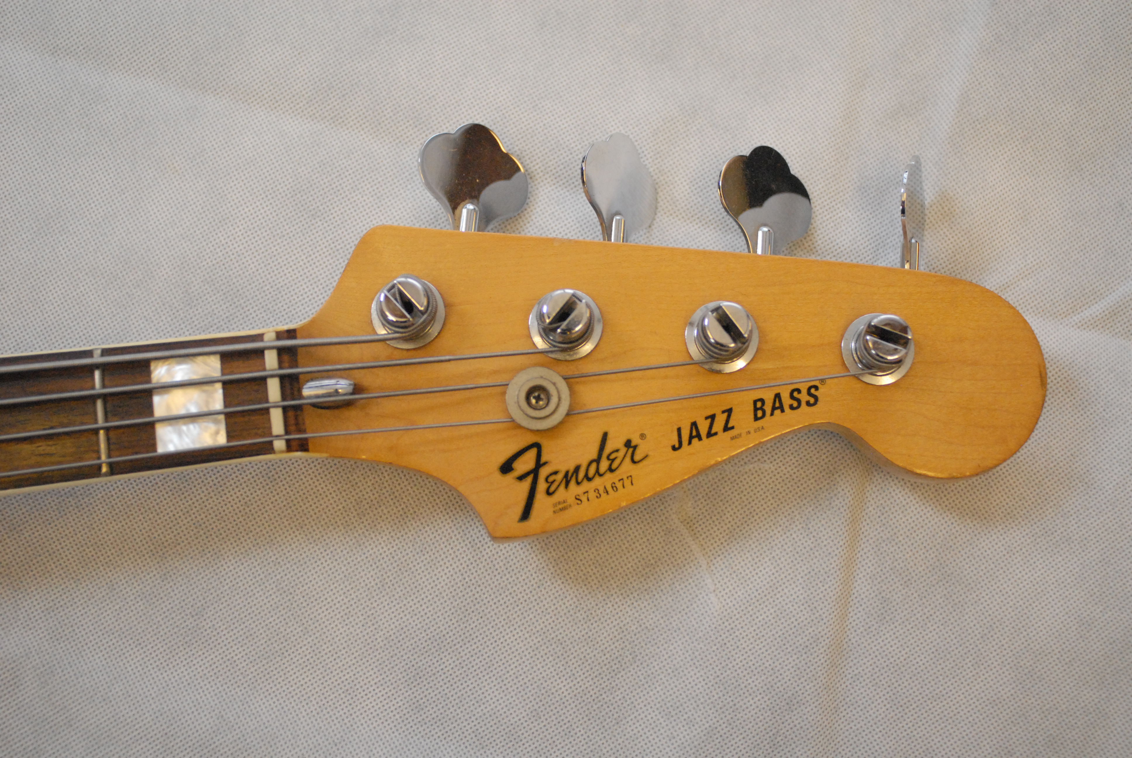 1977 Fender Jazz Bass USA Natural Finish Black Guard Rosewood Neck